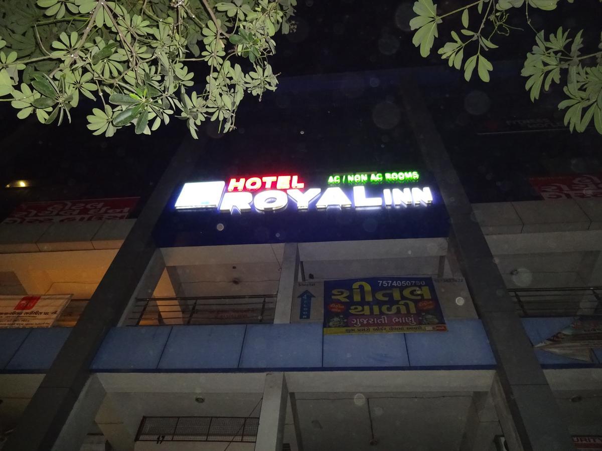 Hotel Royal Inn Ахмедабад Екстер'єр фото